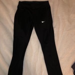 Nike cropped leggings
